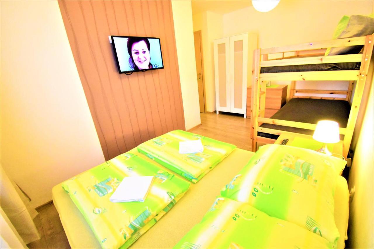 Hotel Penzion Privat Siesta Liptovský Mikuláš Exterior foto